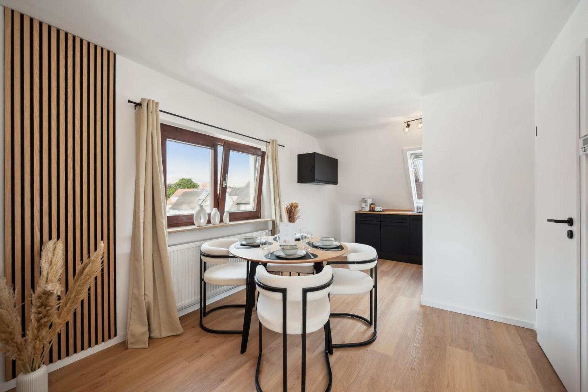 Malu Rooms - Top Lage, Kostenloser Parkplatz, Klima, Netflix, 24H Checkin Ludwigsburg Dış mekan fotoğraf