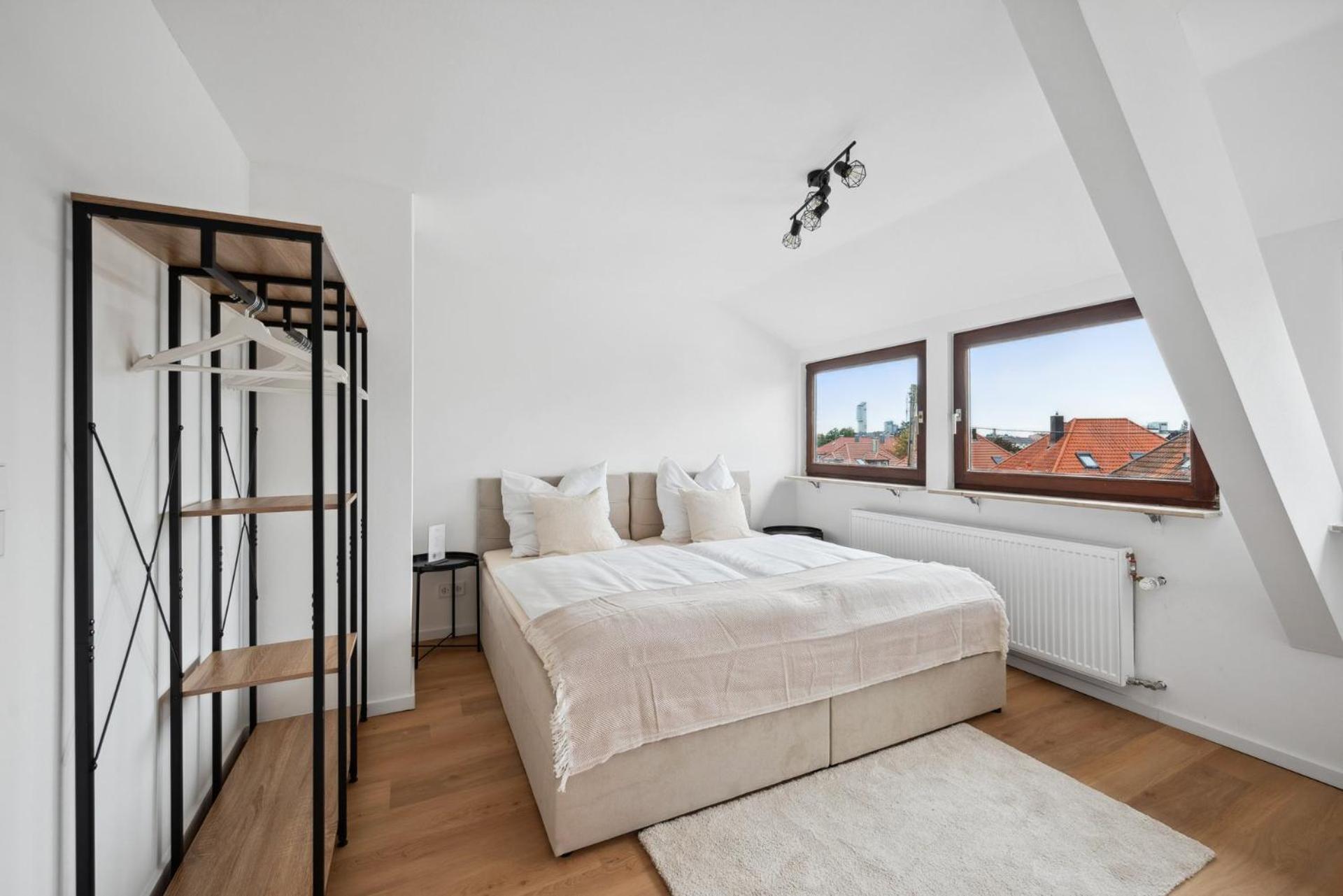 Malu Rooms - Top Lage, Kostenloser Parkplatz, Klima, Netflix, 24H Checkin Ludwigsburg Dış mekan fotoğraf